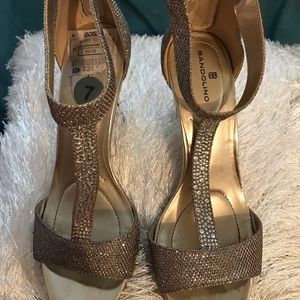 Women’s Gold sandals